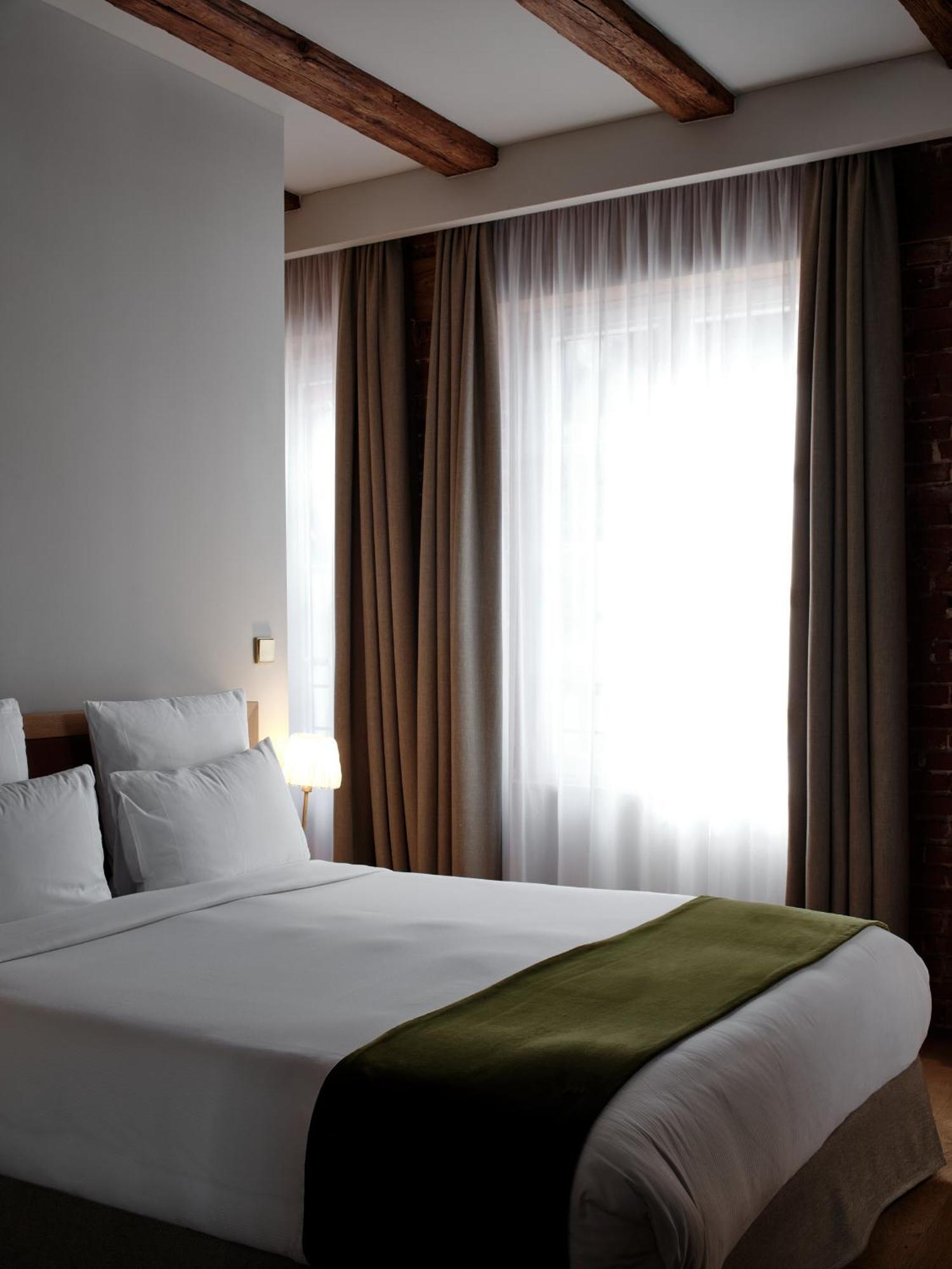 5 Terres Hotel & Spa - Mgallery Collection Barr Bagian luar foto