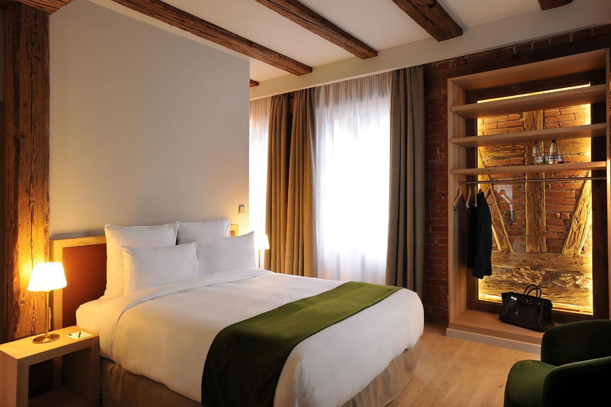 5 Terres Hotel & Spa - Mgallery Collection Barr Ruang foto